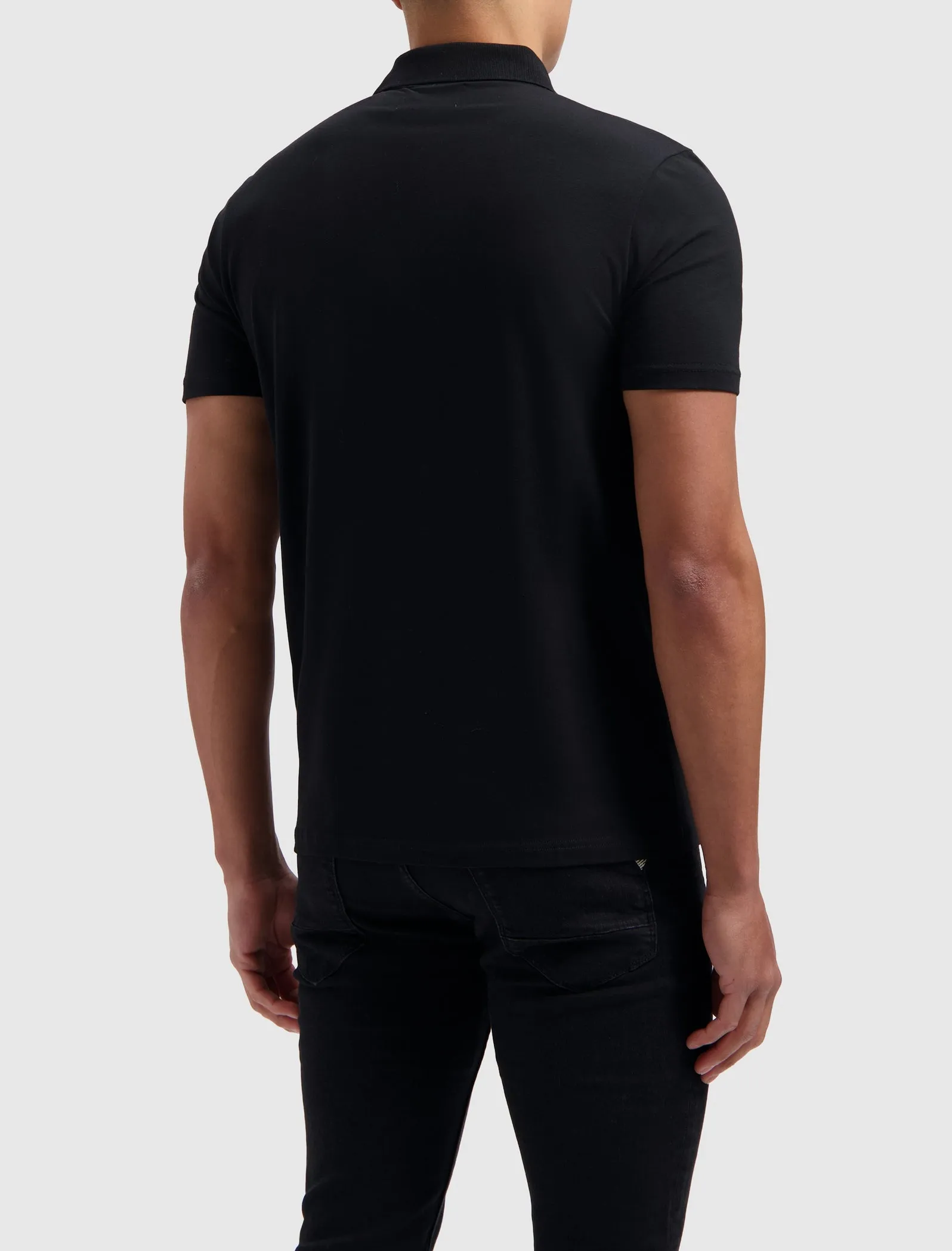 Essential Triangle Polo | Black